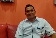 Surat Suara 2 Dapil di Kolaka Belum Tiba di KPU Sekretaris KPU Kabupaten Kolaka, Idam Hindardi