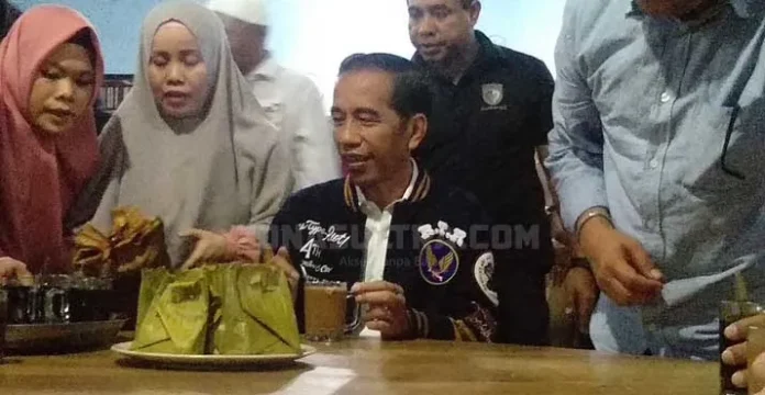 jokowi_di_warkop