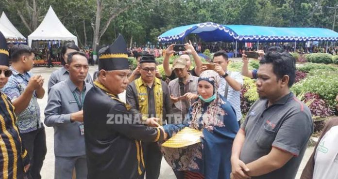 Pemda Konawe Berikan Bantuan Kepada Korban Kebakaran