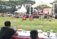 KPU Koltim Kenalkan Surat Suara ke Kalangan Milenial KPU Koltim Kenalkan Surat Suara ke Kalangan Milenial