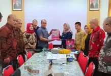 DPRD dan Dispar Konsel Sebut Media Sosial Penting Bagi Kemajuan Wisata DPRD dan Dispar Konsel Sebut Media Sosial Penting Bagi Kemajuan Wisata