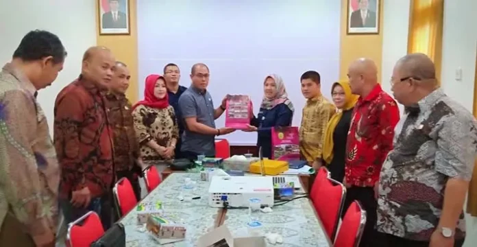 DPRD dan Dispar Konsel Sebut Media Sosial Penting Bagi Kemajuan Wisata