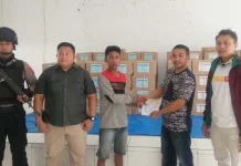247.851 Lembar Surat Suara Tiba di Kolaka Timur 247.851 Lembar Surat Suara Tiba di Kolaka Timur