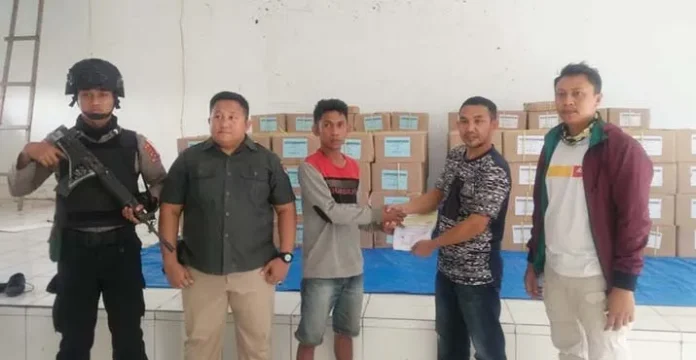 lembar_suara_koltim 247.851 Lembar Surat Suara Tiba di Kolaka Timur