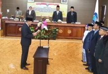 Lima PAW Anggota DPRD Wakatobi Resmi Dilantik Lima PAW Anggota DPRD Wakatobi Resmi Dilantik