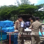 Sterilkan Lokasi Jalan Santai Jokowi, Pol PP Tertibkan Pedagang di Eks MTQ Sterilkan Lokasi Jalan Santai Jokowi, Pol PP Tertibkan Pedagang di Eks MTQ