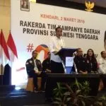 Jokowi: Semua Kepala Daerah di Sultra Janjikan Saya 70 Persen Suara Jokowi: Semua Kepala Daerah di Sultra Janjikan Saya 70 Persen Suara