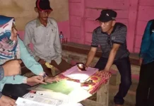 Gelar Razia Gabungan, Disperindag Konut Sita Puluhan Botol Miras Ilegal Gelar Razia Gabungan, Disperindag Konut Sita Puluhan Botol Miras Ilegal