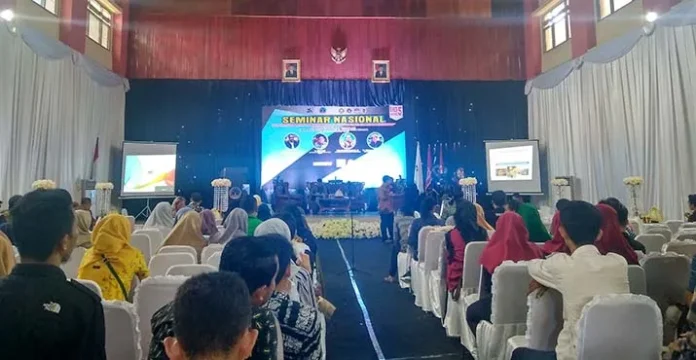 Fakultas Sains dan Teknologi USN Kolaka Gelar Seminar Nasional Tentang Tambang