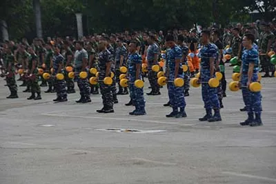 TNI - Polri di Sultra Kompak Senam Barbel Bersama
