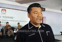 Ketua KPU Sultra Larang Penyelenggara Pemilu Plesiran Jelang Hari Pencoblosan Ketua Komisi Pemilihan Umum (KPU) Provinsi Sulawesi Tenggara (Sultra) La Ode Abdul natsir