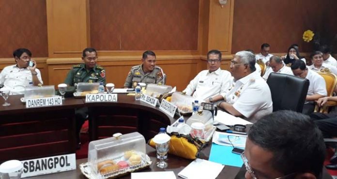 Bahas Pemilu, Ali Mazi Ikut Teleconference Mendagri