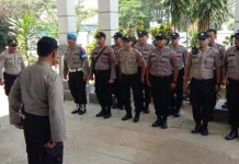 Tiap Delapan Jam, PPK Kendari Barat Dijaga Polisi Tiap Delapan Jam, PPK Kendari Barat Dijaga Polisi