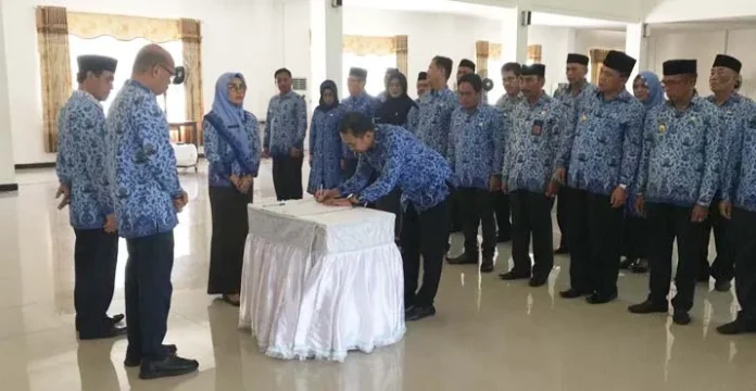 Tingkatkan Kedisiplinan, ASN di Bombana Tanda Tangan Pakta Integritas