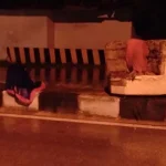 Banjir Kendari Surut, Warga Mulai Bersihkan Rumahnya Banjir Kendari Surut, Warga Mulai Bersihkan Rumahnya