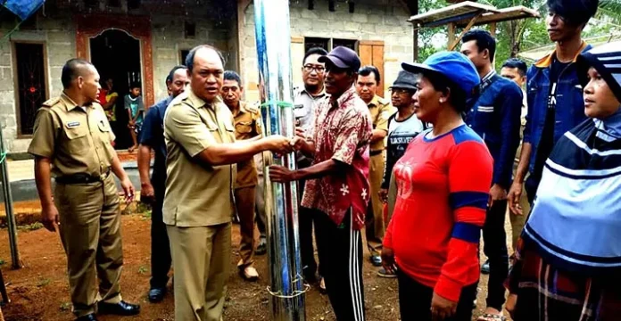 Pemda Konut Salurkan Bantuan Korban Puting Beliung