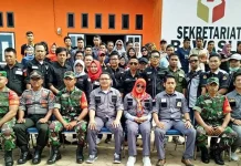 Bawaslu Konut Turunkan 429 Petugas Bersihkan APK Bawaslu Konut Turunkan 429 Petugas Bersihkan APK