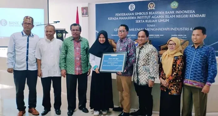 50 Mahasiswa IAIN Kendari Terima Beasiswa Bank Indonesia