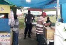 Berkah Pemilu di Kolut, Pedagang Es Mataram Panen Rezeki Berkah Pemilu di Kolut, Pedagang Es Mataram Panen Rezeki