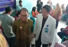 Ratusan Warga Konsel Ikuti Operasi Katarak dan Donor Darah