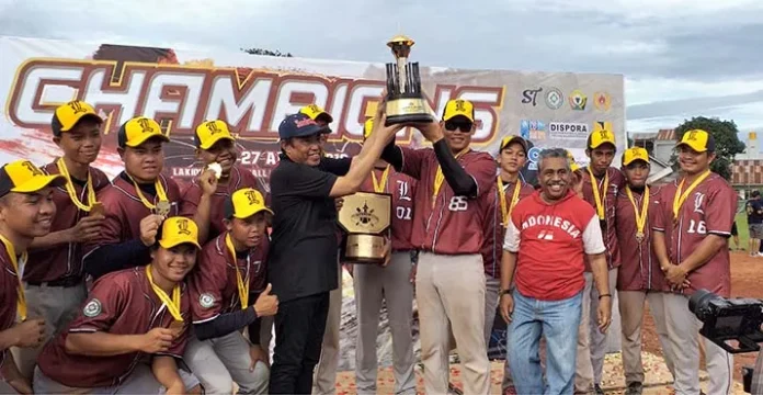 Tim Softball Lakidende Juara Gubernur Cup