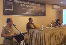 Pedagang di Kendari Latihan Teknik Kelola Usaha Pedagang di Kendari Latihan Teknik Kelola Usaha