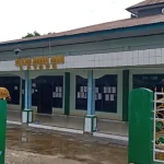 Banjir di Kolut Robohkan Pagar Masjid Desa Latowu Banjir di Kolut Robohkan Pagar Masjid Desa Latowu