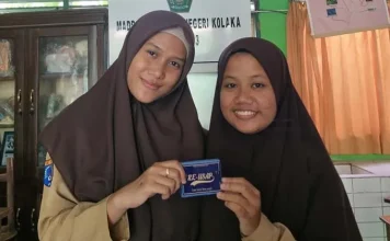 Kisah Inspiratif Siswi MAN 1 Kolaka Ubah Sekam Padi Jadi Sabun Wajah