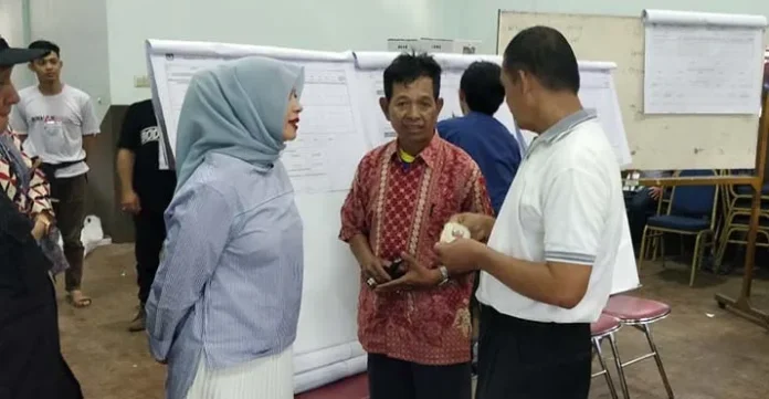Nur Asia Uno Ajak Emak-emak Relawan Prabowo-Sandi Kawal C1 hingga Tuntas