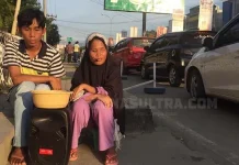 Merajut Mimpi di Tengah Keterbatasan, Kisah Inspiratif Pasangan Tunanetra Asal Kendari Karim dan Sindi, pasangan suami istri penyandang tunanetra asal Kendari