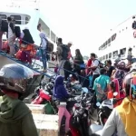 Mudik Nyoblos, Ratusan Penumpang Padati Pelabuhan Nusantara Kendari pelabuhan
