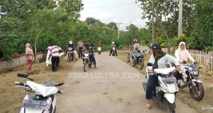 Bawaslu Muna Tertibkan 1.960 APK yang Berhamburan