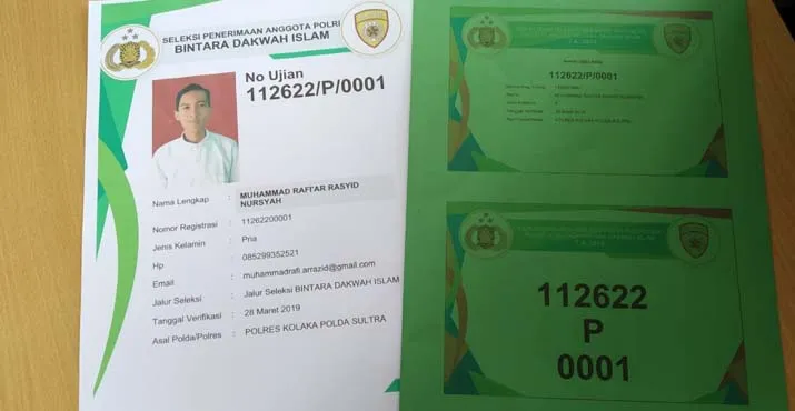 Kisah Guru Honorer di Koltim, Berjalan Kaki 14 Kilometer untuk Bisa Mengajar