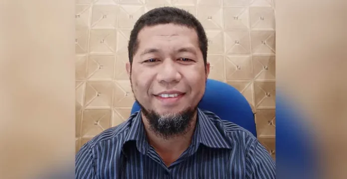 Wakil Rektor I Bidang Akademik USN Kolaka Ruslin Hadanu