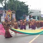 Ragam Budaya Sultra Dipamerkan dalam Sultra Tenun Karnaval Ragam Budaya Sultra Dipamerkan dalam Sultra Tenun Karnaval