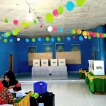 Sambut Pemilu, TPS 1 Desa Andeo Konut Didekorasi Ala Ulang Tahun Sambut Pemilu, TPS 1 Desa Andeo Konut Didekorasi Ala Ulang Tahun