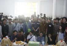 Bantu Penyandang Disabilitas di Pemilu 2019, HMPS Ilmu Politik UHO Bentuk Relawan Bantu Penyandang Disabilitas di Pemilu 2019, HMPS Ilmu Politik UHO Bentuk Relawan