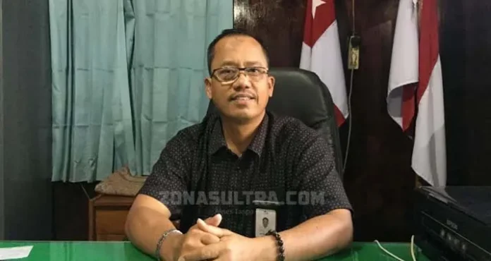 Kepala PT Pelni Kendari Tavip Priadi