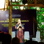 Agista: Saya Dapat Penghasilan Tambahan Diluar Gaji Suami Agista: Saya Dapat Penghasilan Tambahan Diluar Gaji Suami