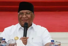 Berbuka dengan Singkong, Tips Ali Mazi Menjaga Kebugaran Selama Berpuasa Gubernur Sulawesi Tenggara (Sultra) Ali Mazi