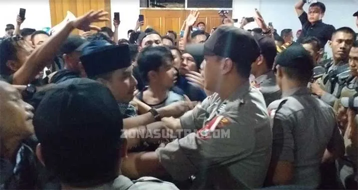 Demo Susulan soal Usulan Calon Wakil Wali Kota Kendari, Masa Nyris Bentrok
