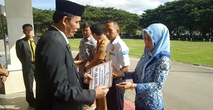 Harkitnas, 18 Atlet Bombana Peraih Medali Emas Porprov Terima Bonus