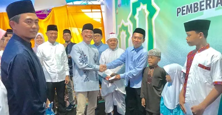 Buka Puasa Bersama Direksi ANTAM di Pomalaa, Santuni 185 Anak Panti Asuhan