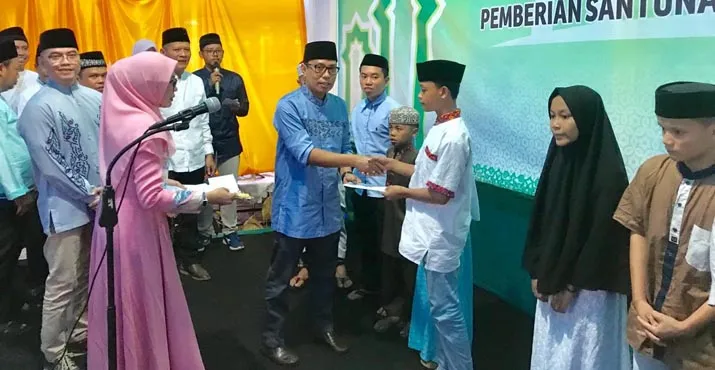 Buka Puasa Bersama Direksi ANTAM di Pomalaa, Santuni 185 Anak Panti Asuhan