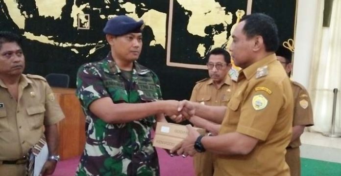 Pemkot Baubau Beri Dana Hibah ke Pos TNI AL