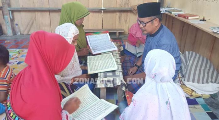 Perjuangan Anak-anak dan Lansia Belajar Alquran di Kampung Santri Langkoroni