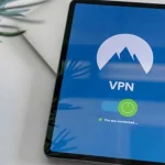 Bahaya dan Keuntungan Pakai VPN Untuk Tetap Lancar Bermain Medsos Bahaya dan Keuntungan Pakai VPN Untuk Tetap Lancar Bermain Medsos