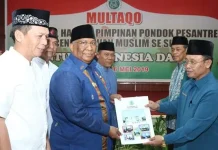 Ulama di Sultra Buat Maklumat Imbau Umat Islam Tak Ikut Aksi Melawan Konstitusi Ulama di Sultra Buat Maklumat Imbau Umat Islam Tak Ikut Aksi Melawan Konstitusi