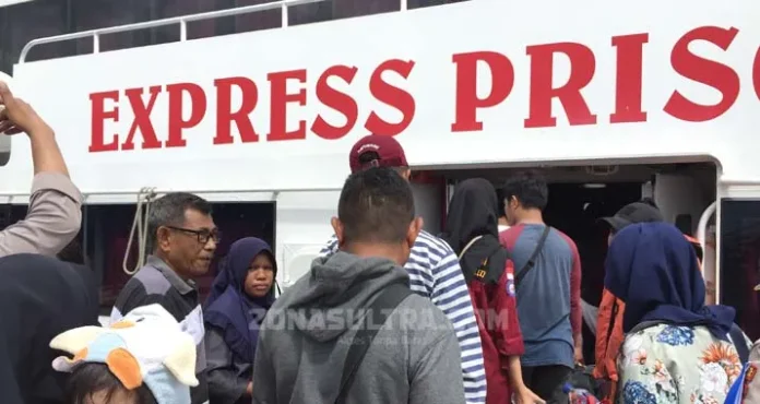 Pemudik di Pelabuhan Kendari Sudah Mencapai 9.843 Orang