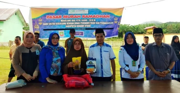 pasar_murah_konut Merasa Terbantu, Warga Apresiasi Pasar Murah Pemda Konut